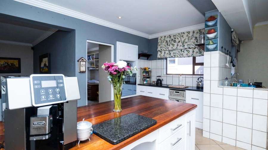 4 Bedroom Property for Sale in Cashan North West